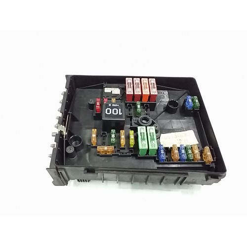 Ασφαλειοθήκη Εξωτερική VW GOLF 2004 - 2008 ( Mk5 ) AUDI XC104525 Ασφαλειοθήκη Εξωτερική VW GOLF 2004 - 2008 ( Mk5 ) AUDI XC104525