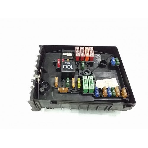 Ασφαλειοθήκη Εξωτερική VW GOLF 2004 - 2008 ( Mk5 ) AUDI XC104525 Ασφαλειοθήκη Εξωτερική VW GOLF 2004 - 2008 ( Mk5 ) AUDI XC104525