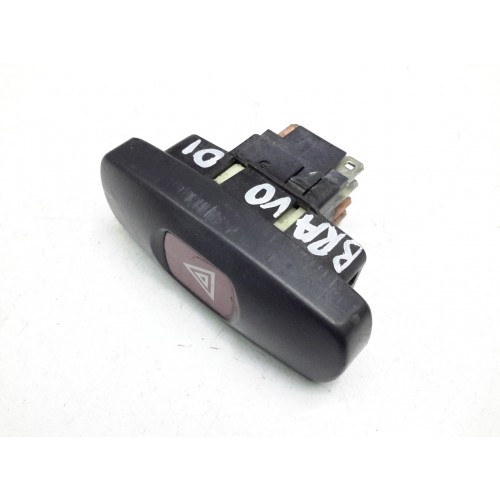 Διακόπτης Αλάρμ FIAT BRAVO 1995 - 2001 ( 182 ) XC1201354D5 Διακόπτης Αλάρμ FIAT BRAVO 1995 - 2001 ( 182 ) XC1201354D5