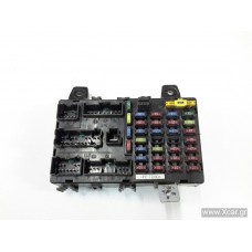 Ασφαλειοθήκη HYUNDAI GETZ 2002 - 2005 ( TB ) AK7812