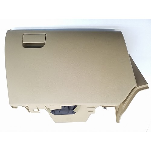 Ντουλαπάκι MAZDA 3 2009 - 2014 ( BL ) XC1575469A