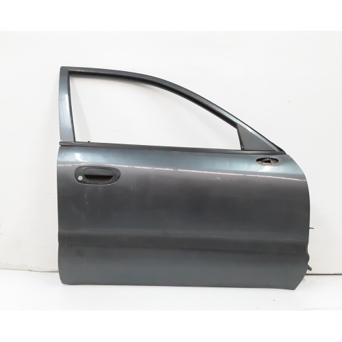 Πόρτα MITSUBISHI CARISMA 1999 - 2004 ( DA ) Εμπρός Δεξιά XC153965A10