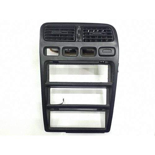 Κονσόλα NISSAN PRIMERA 1990 - 1993 ( P10 ) XC133727535