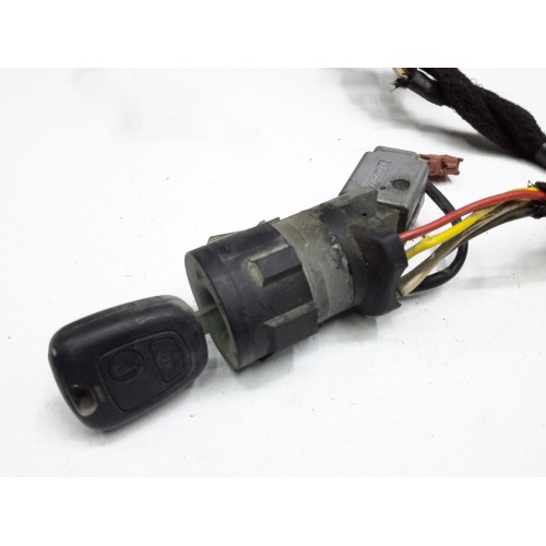 Κλειδαριά Τιμονιού Με κλειδί PEUGEOT 307 2001 - 2005 ( 3A ) ( 3C ) 38.353.100 Κλειδαριά Τιμονιού Με κλειδί PEUGEOT 307 2001 - 2005 ( 3A ) ( 3C ) 38.353.100