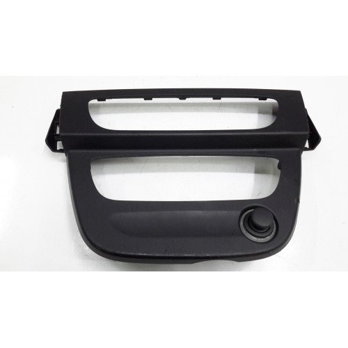 Κονσόλα Σκέτη RENAULT MEGANE 2008 - 2014 682605490R Κονσόλα Σκέτη RENAULT MEGANE 2008 - 2014 682605490R
