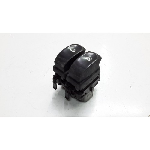 Διακόπτης Παραθύρου Χωρίς Πλαίσιο RENAULT TWINGO 2007 - 2012 ( CN0 ) Εμπρός Αριστερά 214939A Διακόπτης Παραθύρου Χωρίς Πλαίσιο RENAULT TWINGO 2007 - 2012 ( CN0 ) Εμπρός Αριστερά 214939A