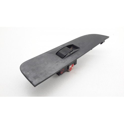 Διακόπτης Παραθύρου Με Πλαίσιο TOYOTA COROLLA 2000 - 2002 ( ZE111 ) Εμπρός Δεξιά 74231-12400