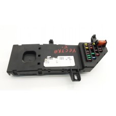 Ασφαλειοθήκη OPEL VECTRA 2002 - 2005 ( C ) GM 13193588