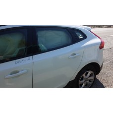 Πόρτα VOLVO V40 Πίσω Αριστερά VOLVO V40 2013 - Πίσω Αριστερά DIS-4-19