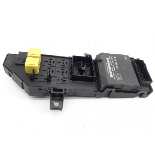 Ασφαλειοθήκη OPEL VECTRA 2002 - 2005 ( C ) GM 13165970