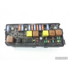 Ασφαλειοθήκη OPEL VECTRA 2002 - 2005 ( C ) GM 460023260